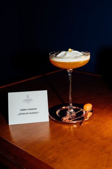 Drink "Echo of Silence" von Gibril Kondor