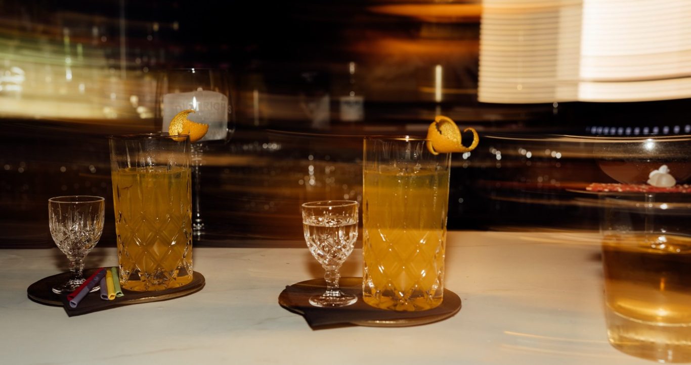 Drinks der Kandidaten zum Probieren für die Zuschauer